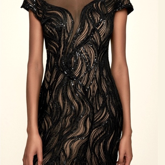 Maxi black Tadashi Shoji evening dress - Picture 3 of 3